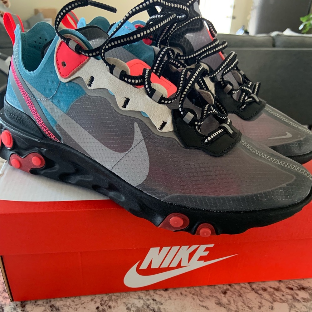 Nike React element 87